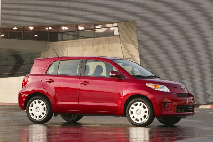  Scion xD 2007 года  (фото 98 из 113)